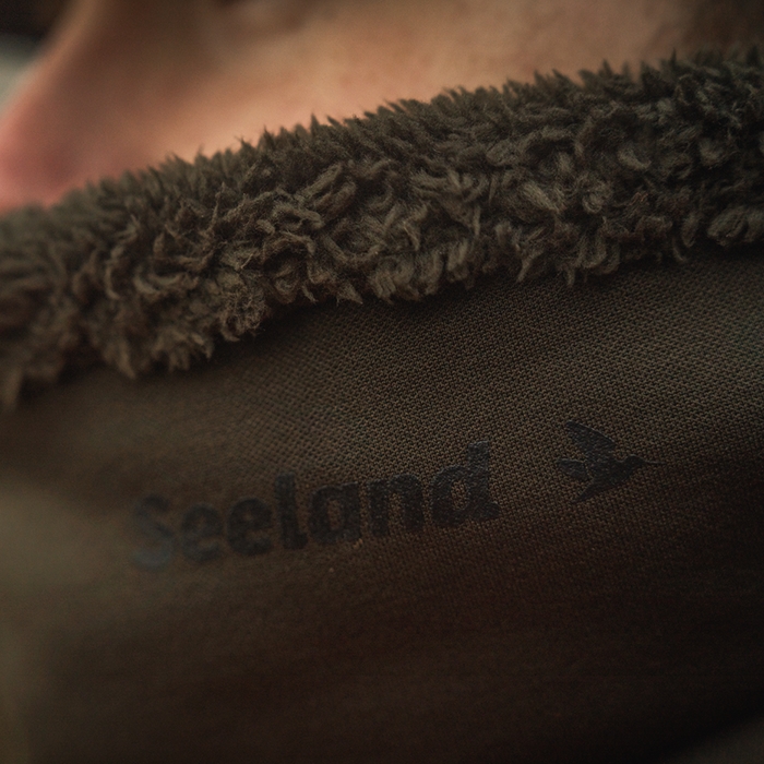 Seeland Iron Neckgaitor logo